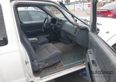 2001 Nissan Frontier Xe z USA, uszkodzony, nr VIN 1N6DD26S11C308852